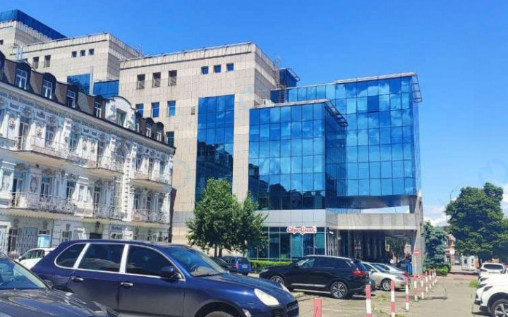 PODIL PLAZA (ПОДОЛ ПЛАЗА)