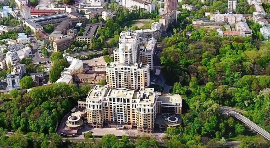 Summit (Cамміт) - фото 3