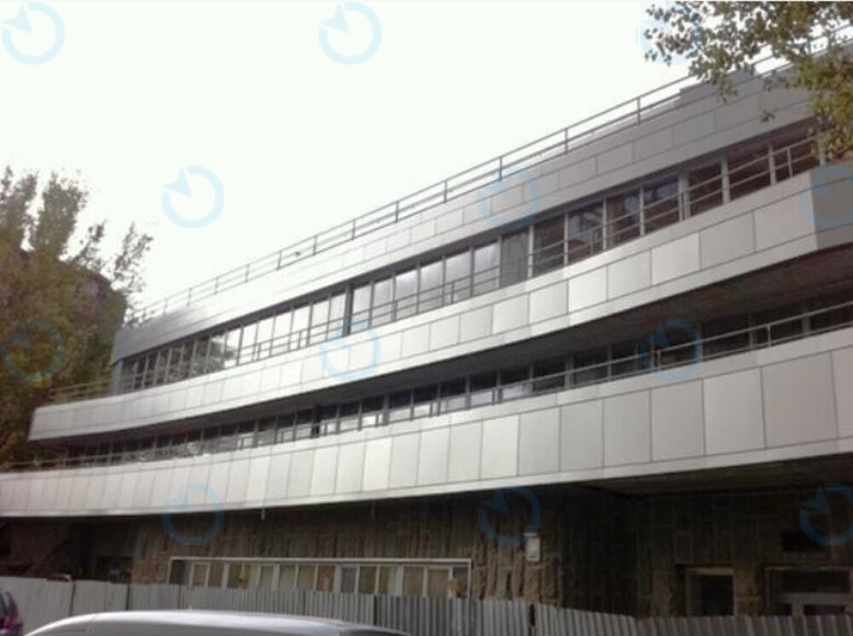 Старонаводницька 2