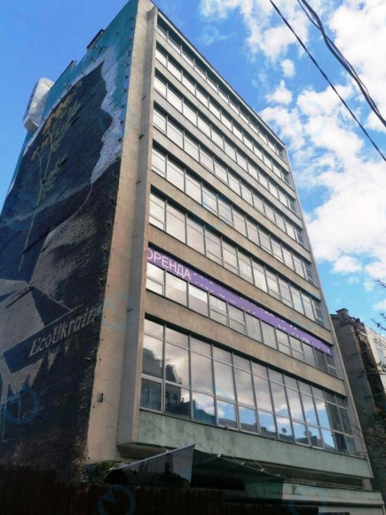 Велика Васильківська, 39