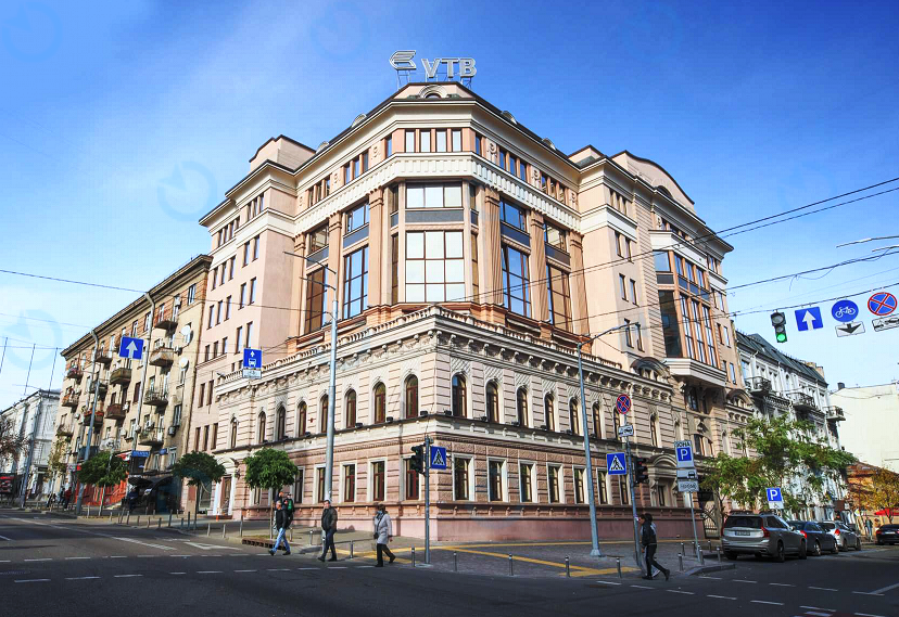 Пушкінська, 26/8