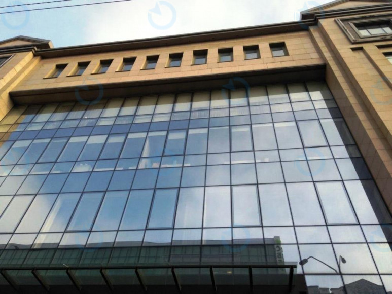 Володимирська, 49а