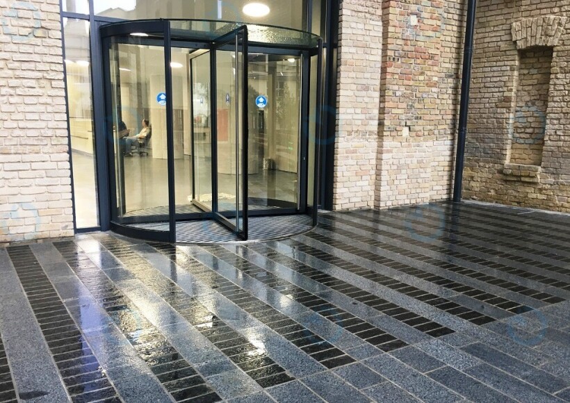 ROSHEN PLAZA - фото 15