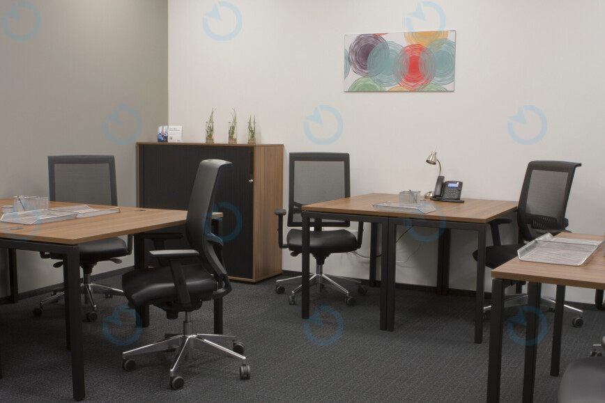 Regus of  IQ Business Center - фото 13