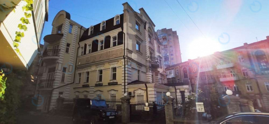 Саксаганського, 67Б