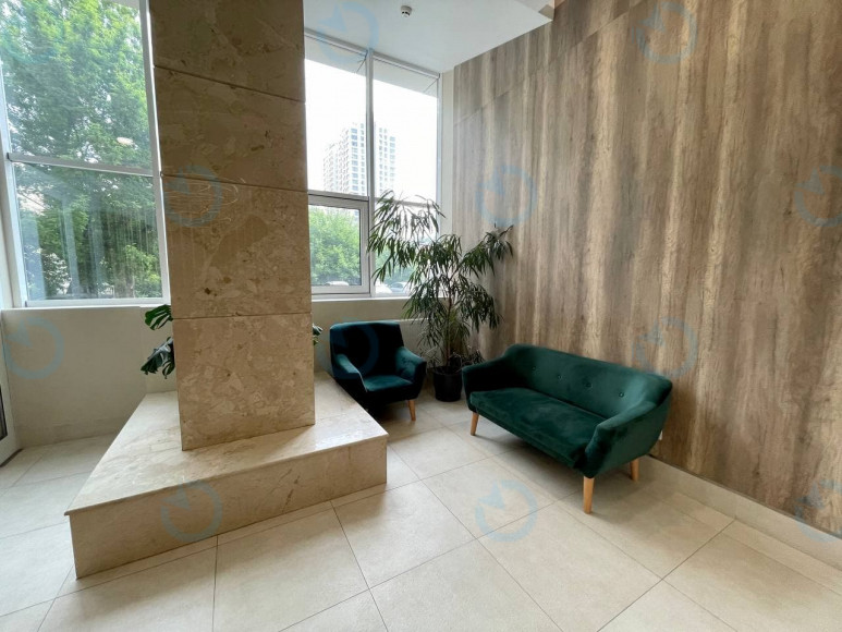 Сім'ї Прахових, 50 (Європасаж) - фото 8