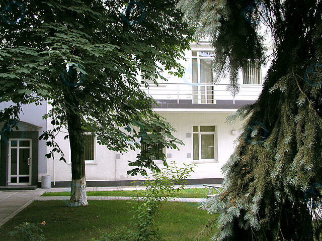 Інститутська, 28 - фото 2