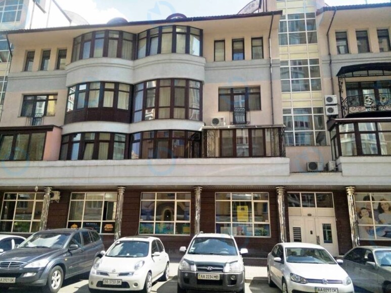 Оболонська набережна, 11