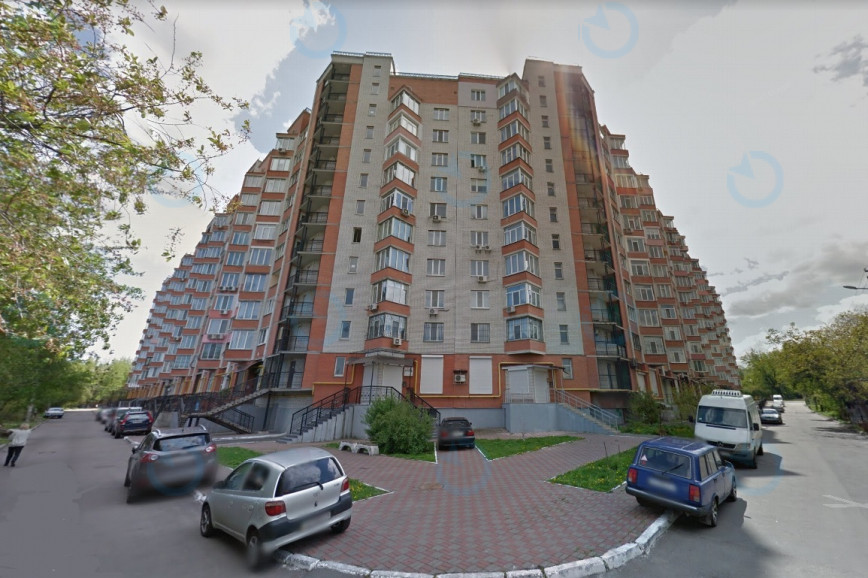 Хмельницька, 10