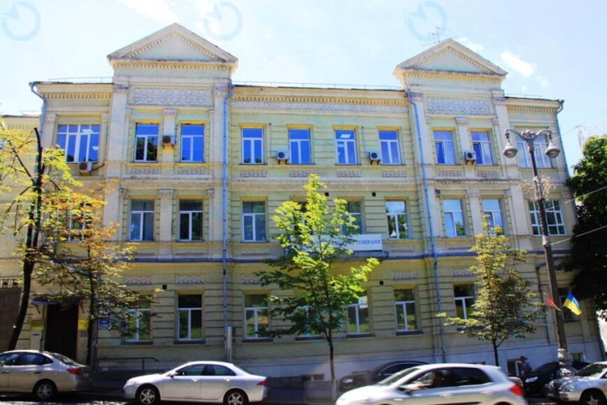 Грушевського, 10