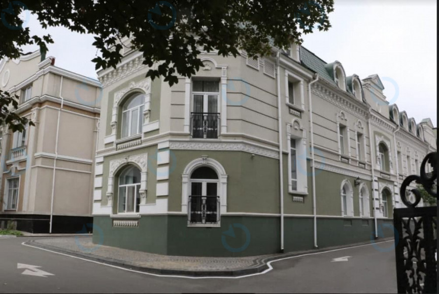 Золотоустівська, 23а