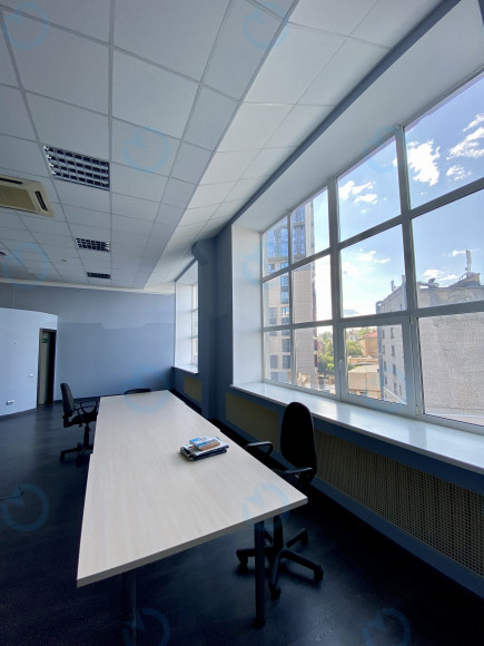 Оренда офісу 237 м.кв 4 поверх Сурікова, 3а - фото 7