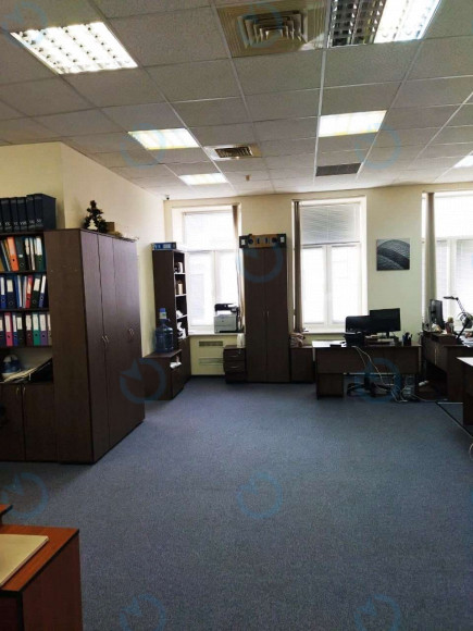 Оренда офісу 209 м.кв 3 поверх Ярославів Вал, 38