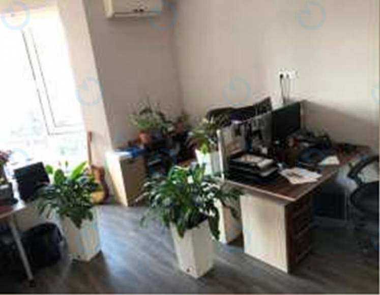 Продаж офісу 129 м.кв 8 поверх Антоновича, 131