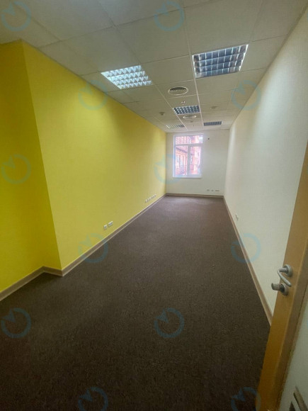 Оренда офісу 480 м.кв 4 поверх Сагайдачний