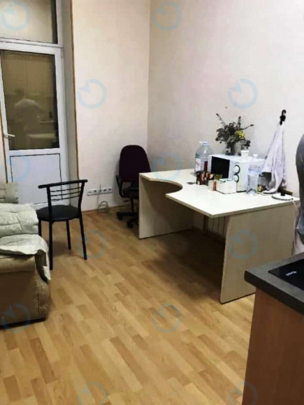 Продаж офісу 85 м.кв 1 поверх Руданського, 4-6