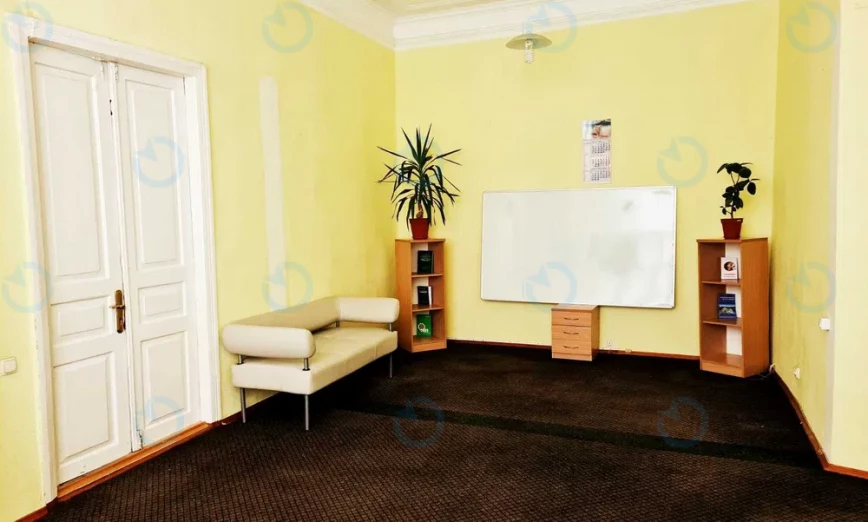 Оренда офісу 34 м.кв 2 поверх Сковороди, 5а