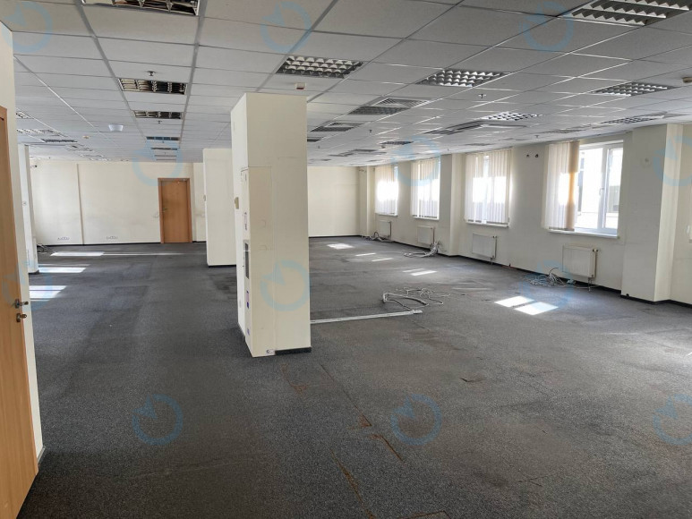 Оренда офісу 720 м.кв 5 поверх Фізкультури, 28