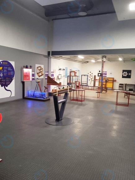 Оренда офісу 2520 м.кв 2 поверх Бандери, 6