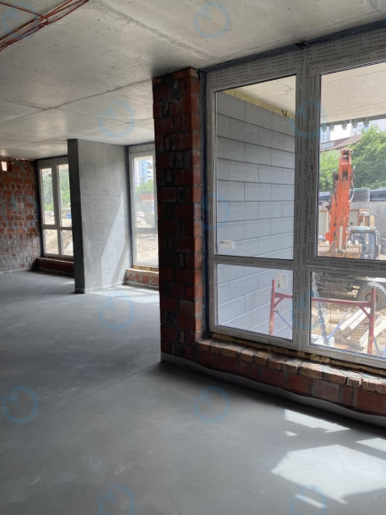 Продаж офісу 64 м.кв 1 поверх West House