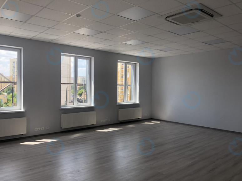 Оренда офісу 252 м.кв 3 поверх Юта Сервіс