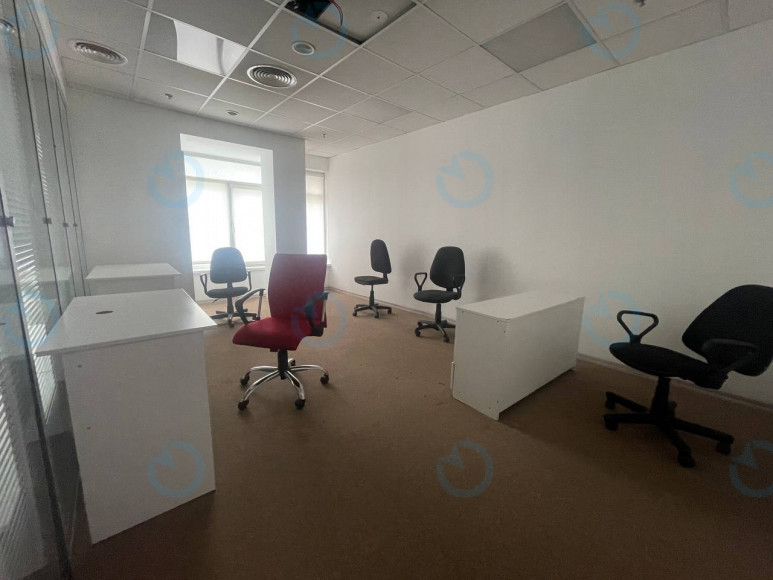 Оренда офісу 387 м.кв 2 поверх Сагайдачний - фото 2