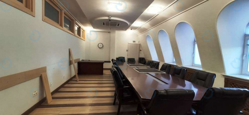 Оренда офісу 1639 м.кв 1-4 поверх Саксаганського, 67Б