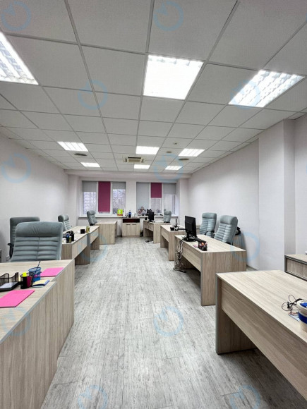 Оренда офісу 453 м.кв 4 поверх Grand Step (Гранд Степ)