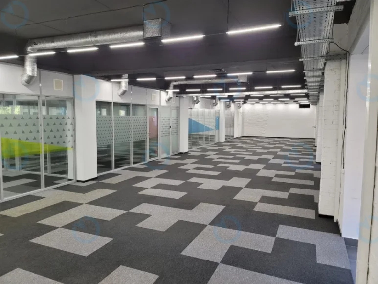 Продаж офісу 800 м.кв 1 поверх Кудрявський узвіз, 14Е