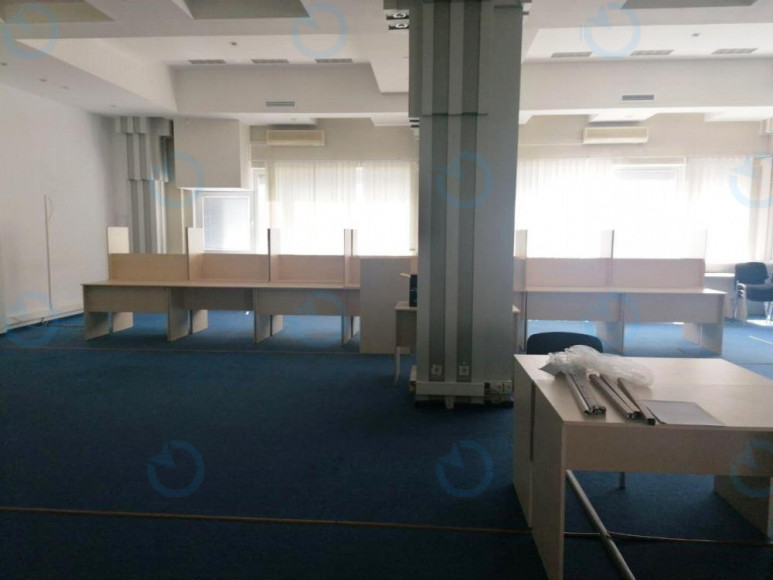 Оренда офісу 399 м.кв 3 поверх Аріадна