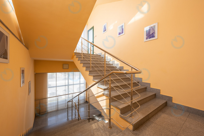 Оренда офісу 720 м.кв 2 поверх Бандери, 26 - фото 10