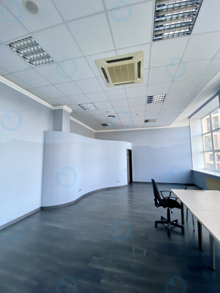 Оренда офісу 237 м.кв 4 поверх Сурікова, 3а - фото 3