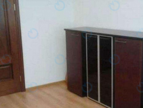 Продаж офісу 1005 м.кв 1 поверх Рантьє 43