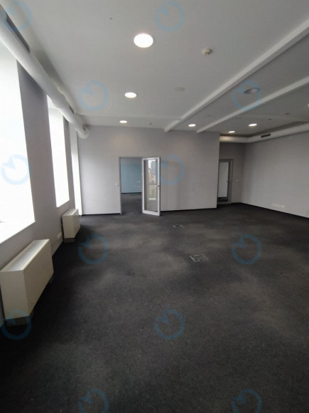 Оренда офісу 255 м.кв 4 поверх Льва Толстого, 3