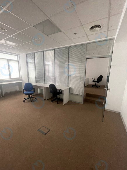 Оренда офісу 387 м.кв 2 поверх Сагайдачний - фото 3