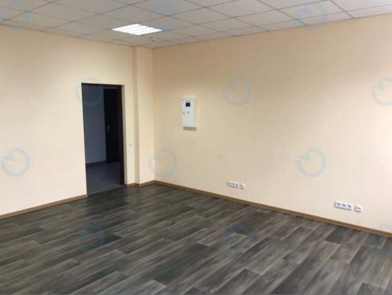 Оренда офісу 15 м.кв 2 поверх Five