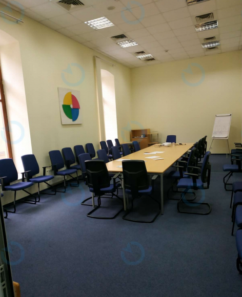 Оренда офісу 291 м.кв 1 поверх Ренесанс