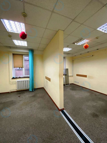 Оренда офісу 160 м.кв 2 поверх Межигірський