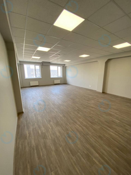 Оренда офісу 60 м.кв 3 поверх Електротехническая, 45 I