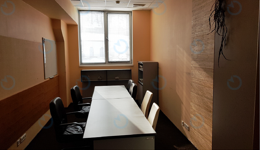 Оренда офісу 20 м.кв 2 поверх Кирилівська, 69В