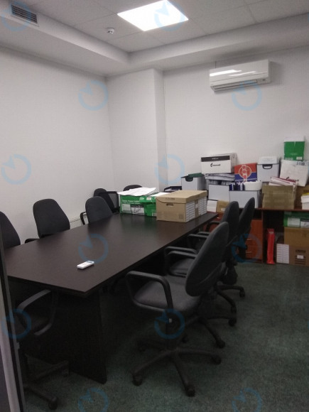 Оренда офісу 97 м.кв 1 поверх Берегиня