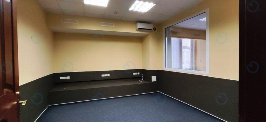 Оренда офісу 200 м.кв 9 поверх Солом'янська площа, 2