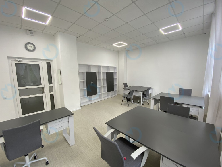 Оренда офісу 53 м.кв 2 поверх SMART OFFICE IT (Гетьмана, 2)