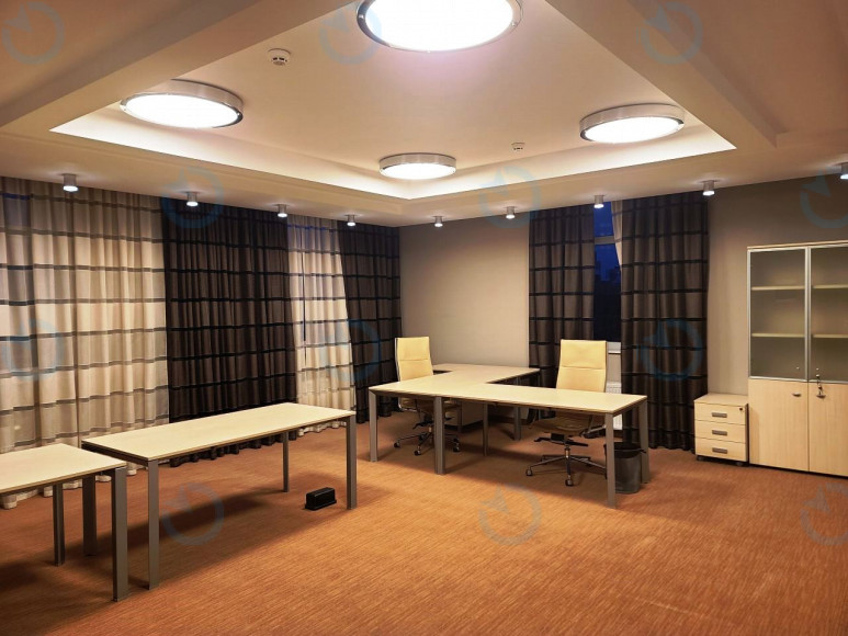 Оренда офісу 143 м.кв 4 поверх Residence