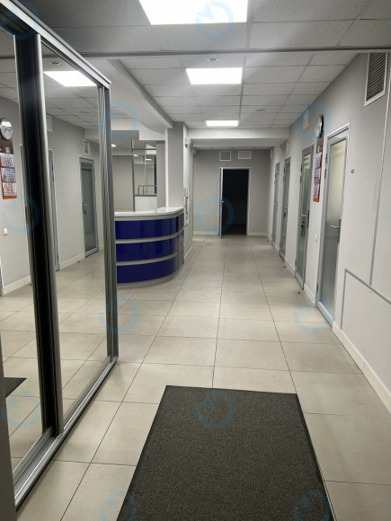 Оренда офісу 266 м.кв 1 поверх Кристал - фото 2