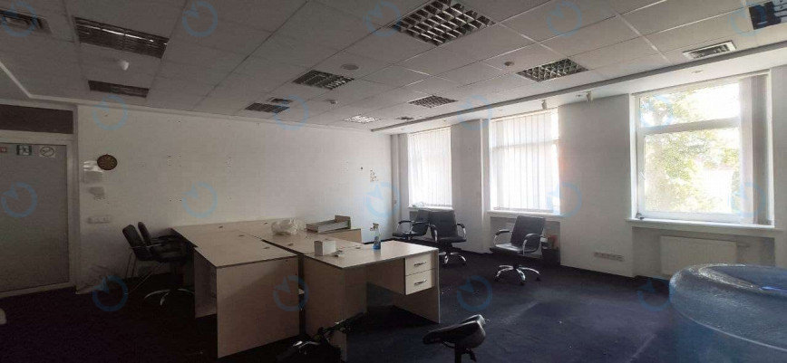 Оренда офісу 88 м.кв 2 поверх Володимирська, 77-А