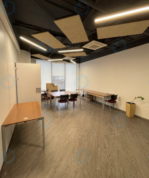 Оренда офісу 100 м.кв 4 поверх Парус