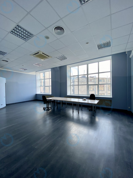 Оренда офісу 237 м.кв 4 поверх Сурікова, 3а - фото 2