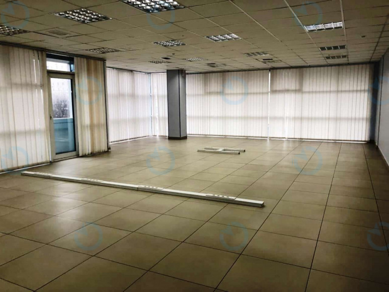 Оренда офісу 473 м.кв 2 поверх Кристал