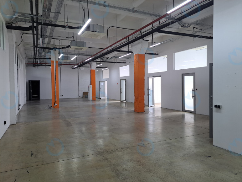 Оренда офісу 970 м.кв 3 поверх Лагода